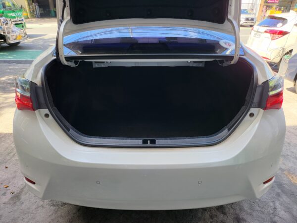 2018 Toyota Altis 1.6 V Casa Maintained A/T - Image 14