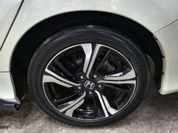 2019 Acquired Honda Civic 1.8 E RS Look 30K KM A/T - Image 15