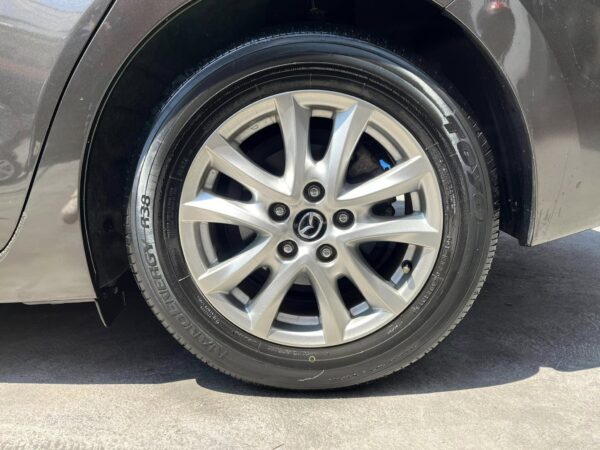 2016 Mazda 3 1.5 Skyactiv 25K KM A/T - Image 15