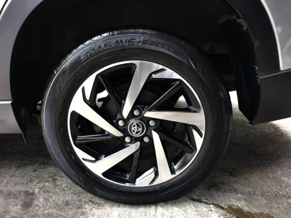2019 Toyota Rush 1.5 G Casa Maintained A/T - Image 15