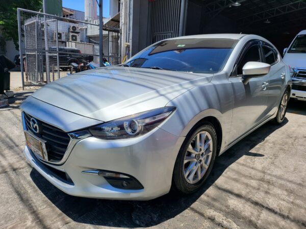 2017 Mazda 3 Hatchback 1.5 Skyactiv A/T