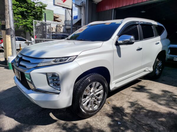 2023 Mitsubishi Montero Sport 2.4 GLS 15K KM A/T