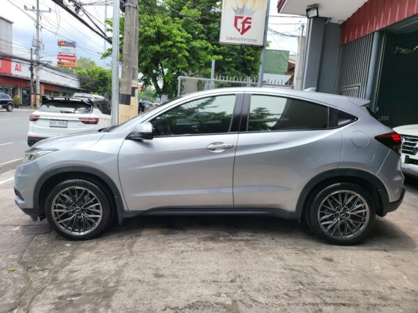 2020 Honda HR-V 1.8 E A/T - Image 3