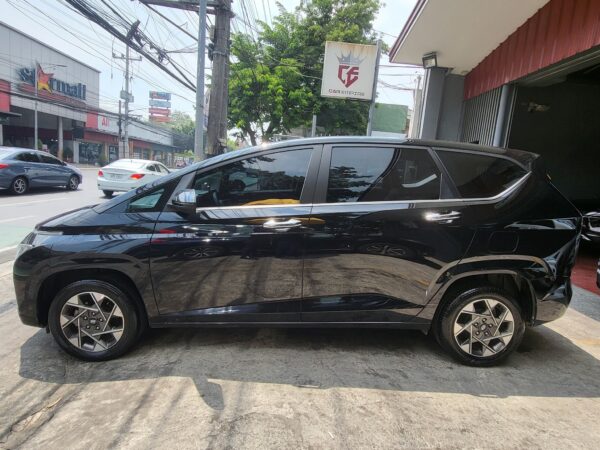 2023 Hyundai Stargazer 1.5 GLS Premium IVT Save 500k From Brand New  A/T - Image 3