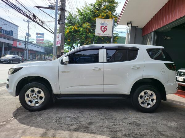 2017 Chevrolet Trailblazer 2.8 LT A/T - Image 3