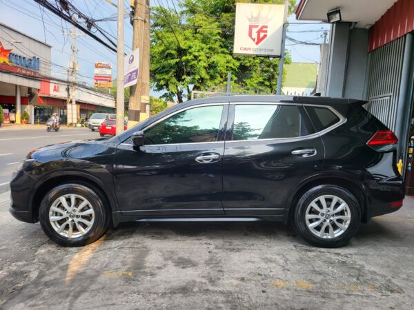 2018 Nissan X-Trail 2.0 CVT 30K KM A/T - Image 4