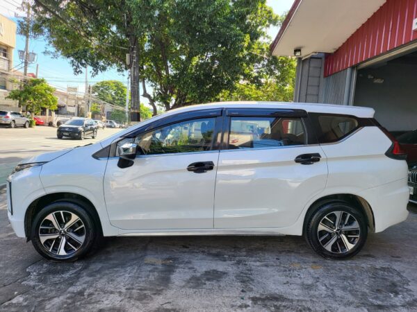 2019 Mitsubishi Xpander 1.5 GLS A/T - Image 3
