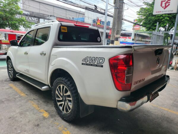 2019 Nissan Navara 2.5 VL 4x4 30K KM A/T - Image 4