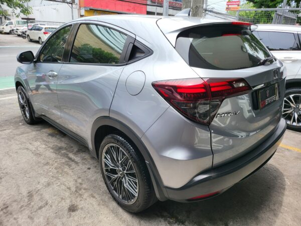 2020 Honda HR-V 1.8 E A/T - Image 4