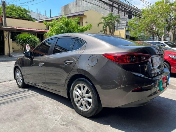 2016 Mazda 3 1.5 Skyactiv 25K KM A/T - Image 4