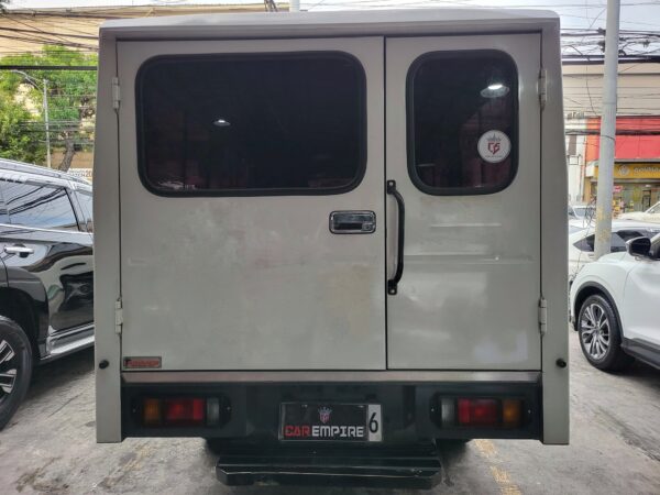 2024 Isuzu Traviz 2.5 Dual Aircon Save 300K From Brand New M/T - Image 5