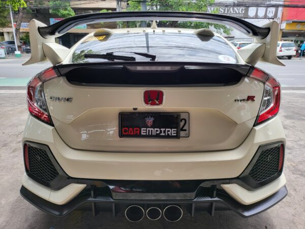 2017 Honda Civic 2.0 Type R W/Original CE28 Mags and Center Caps Worth 300K 9K KM Casa Maintained W/ PPF M/T - Image 5