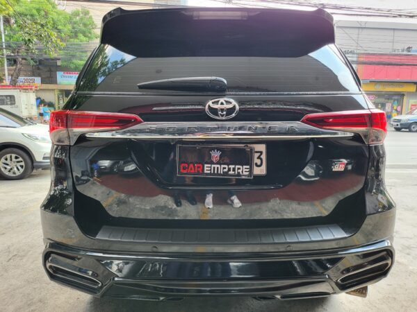 2019 Toyota Fortuner 2.4 G Diesel Loaded Captain Seats A/T - Image 5