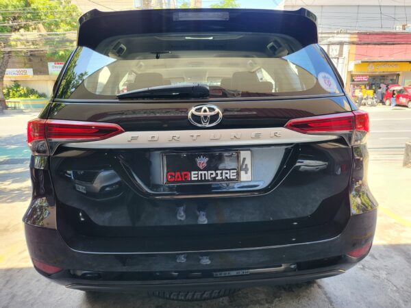 2021 Toyota Fortuner 2.4 G Diesel 20K KM A/T - Image 5