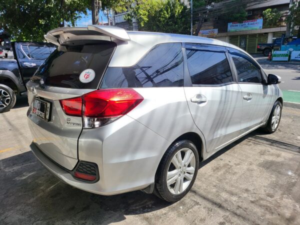 2015 Honda Mobilio 1.5 V A/T - Image 6