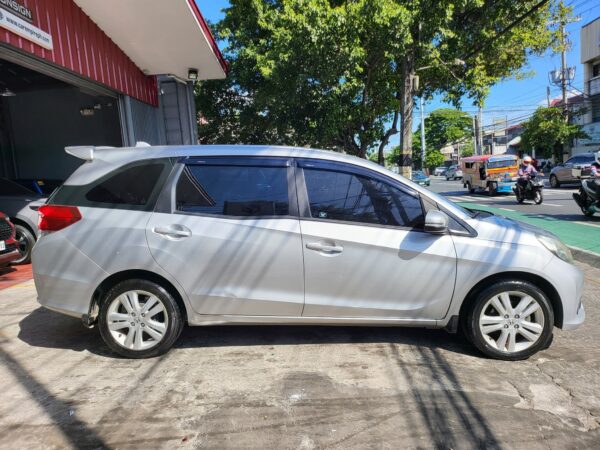 2015 Honda Mobilio 1.5 V A/T - Image 7