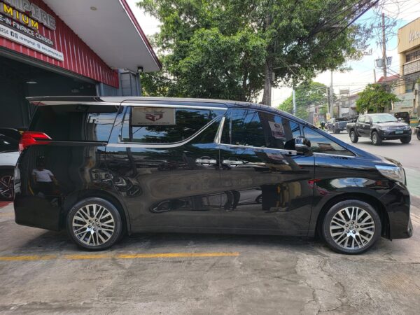 2018 Toyota Alphard 3.5 20K KM A/T - Image 7