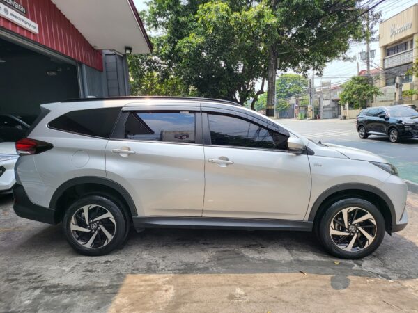 2019 Toyota Rush 1.5 G Casa Maintained A/T - Image 7