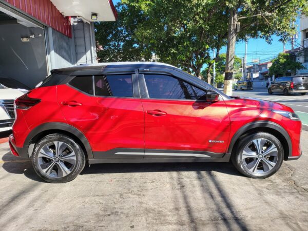 2023 Nissan Kicks 1.2 E-Power VL Hybrid Save 400K From Brand New A/T - Image 7