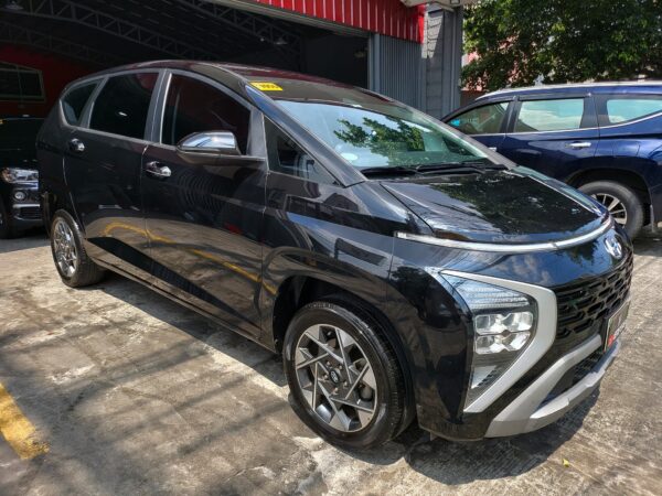2023 Hyundai Stargazer 1.5 GLS Premium IVT Save 500k From Brand New  A/T - Image 8