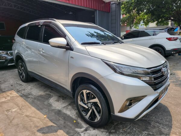 2019 Toyota Rush 1.5 G Casa Maintained A/T - Image 8
