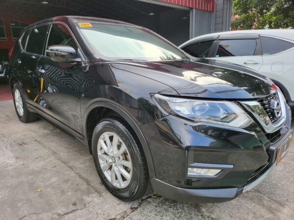 2018 Nissan X-Trail 2.0 CVT 30K KM A/T - Image 9