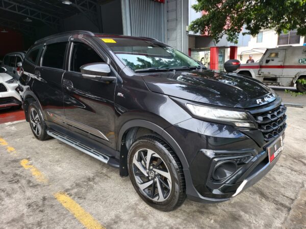 2023 Toyota Rush 1.5 GRS 20K KM A/T - Image 8