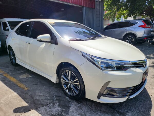 2018 Toyota Altis 1.6 V Casa Maintained A/T - Image 8