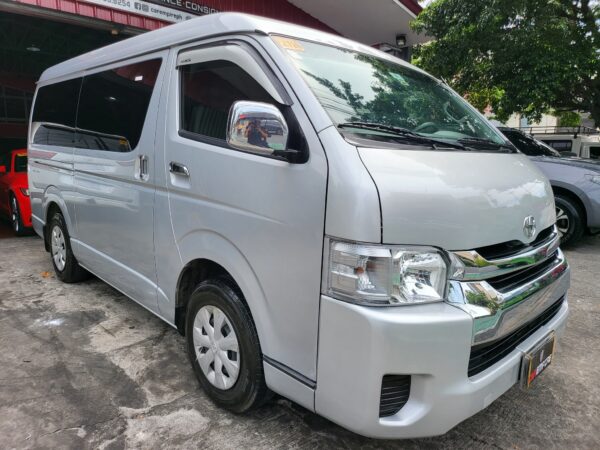 2018 Toyota Hiace Grandia 3.0 GL M/T - Image 8