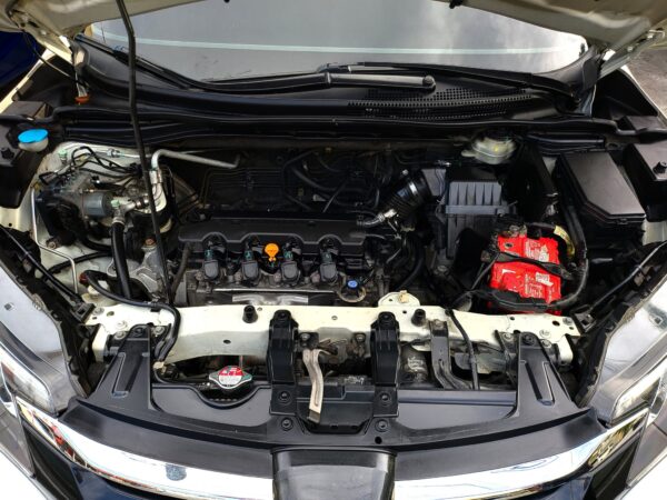2017 Honda CR-V 2.0 Push Start A/T - Image 9