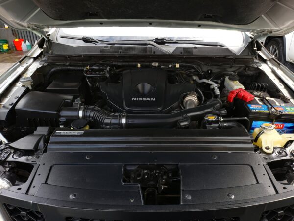 2019 Nissan Terra 2.5 VE A/T - Image 9