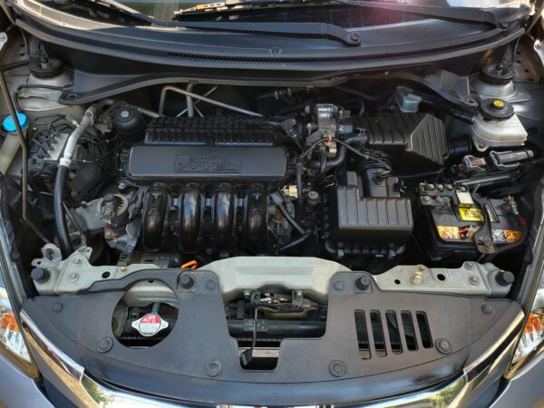 2016 Acquired Honda Mobilio 1.5 V  A/T - Image 9