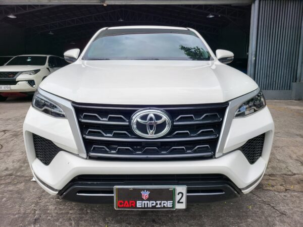 2023 Toyota Fortuner 2.4 G Diesel 20K KM A/T - Image 2