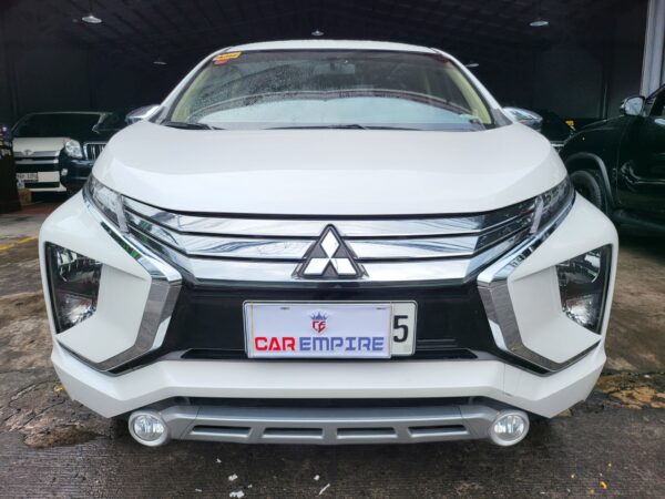 2019 Mitsubishi Xpander 1.5 GLS White Pearl 20K KM A/T - Image 2