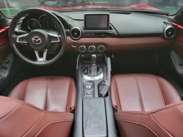 2018 Mazda Miata 2.0 MX-5 Retractable Fastback Skyactiv 30K KM A/T - Image 10