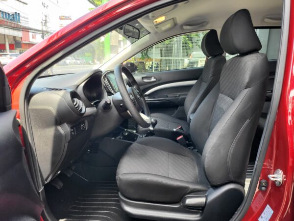2021 Kia Stonic 1.4 LX 20K KM M/T - Image 10