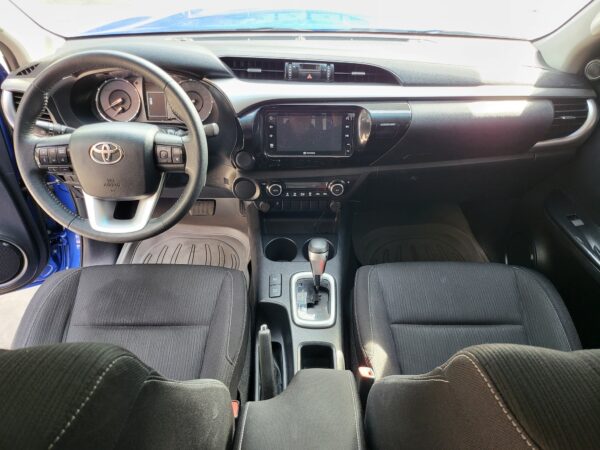 2021 Toyota Hilux 2.4 G A/T - Image 11