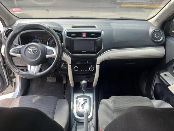 2018 Toyota Rush 1.5 G A/T - Image 11