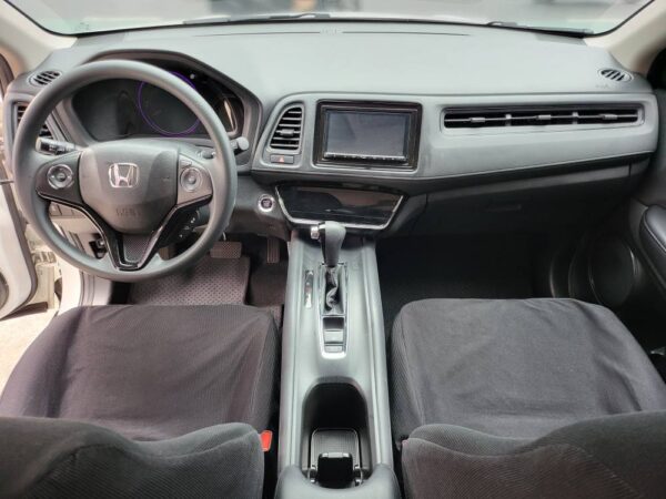 2021 Honda HR-V 1.8 RS A/T - Image 11