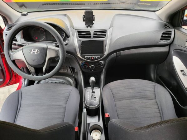 2016 Hyundai Accent 1.4 GL A/T - Image 11