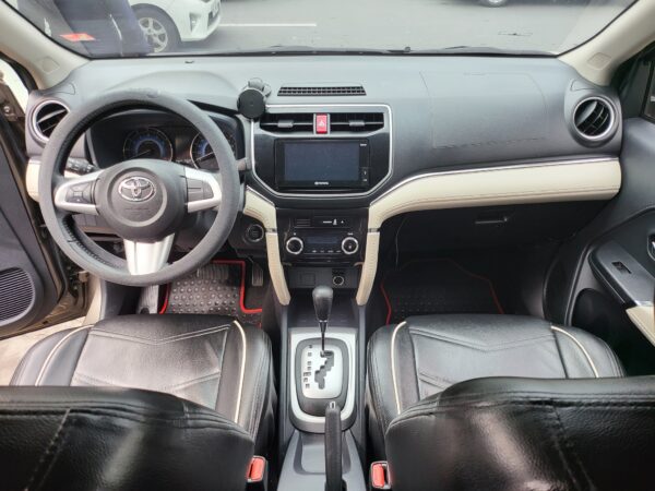 2020 Toyota Rush 1.5 G Casa Maintained A/T - Image 11