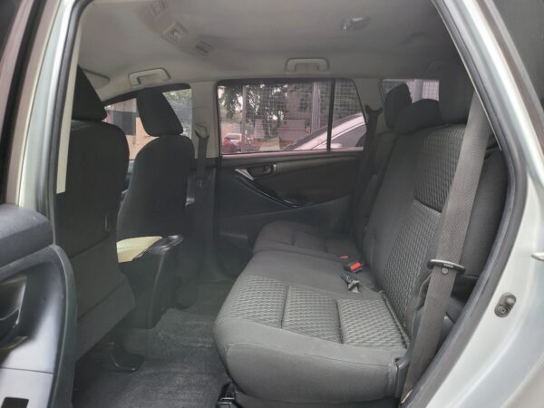 2017 Toyota Innova 2.8 E Diesel A/T - Image 12