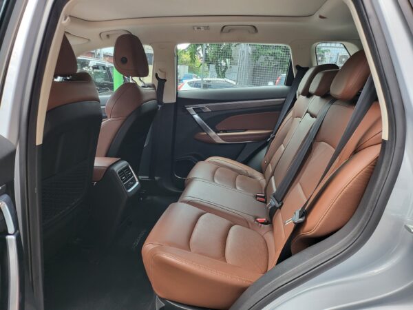 2021 Geely Azkarra 1.5 AWD Luxury Hybrid A/T - Image 12