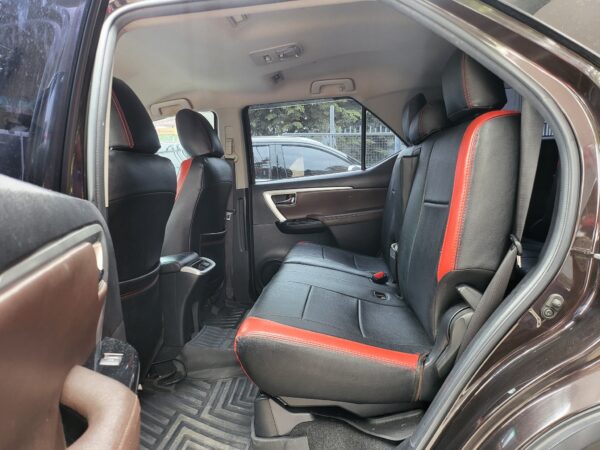 2017 Toyota Fortuner 2.7 G Gas A/T - Image 12
