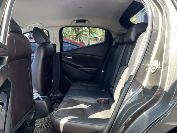 2019 Mazda 2 Hatchback 1.5 Skyactiv Top of the line A/T - Image 12