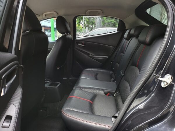 2017 Mazda 2 1.5 R Sport Hatchback A/T - Image 12