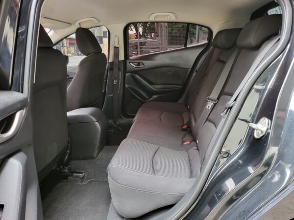 2016 Mazda 3 Hatchback 1.5 Skyactiv A/T - Image 13