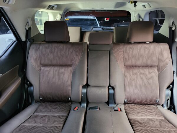 2020 Toyota Fortuner 2.4 G Diesel 20K KM A/T - Image 13