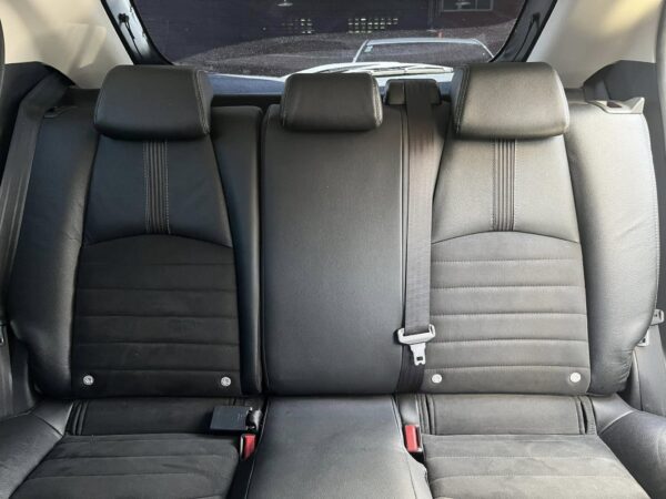 2019 Mazda 2 Hatchback 1.5 Skyactiv Top of the line A/T - Image 13