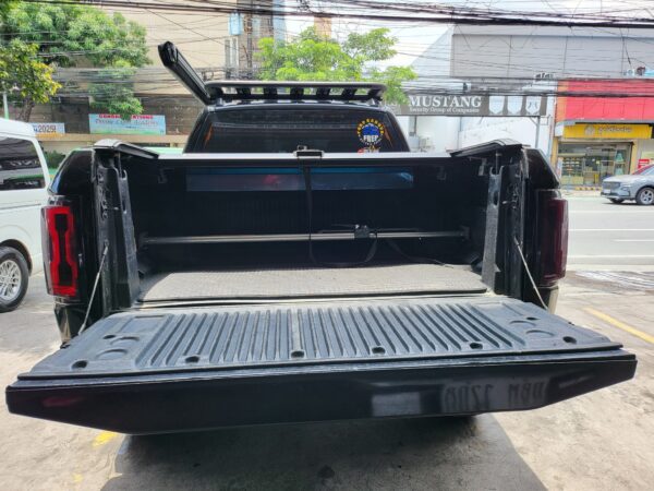 2017 Ford Ranger 3.2 Wildtrak 4x4 Loaded Worth 400K Raptor Look A/T - Image 14